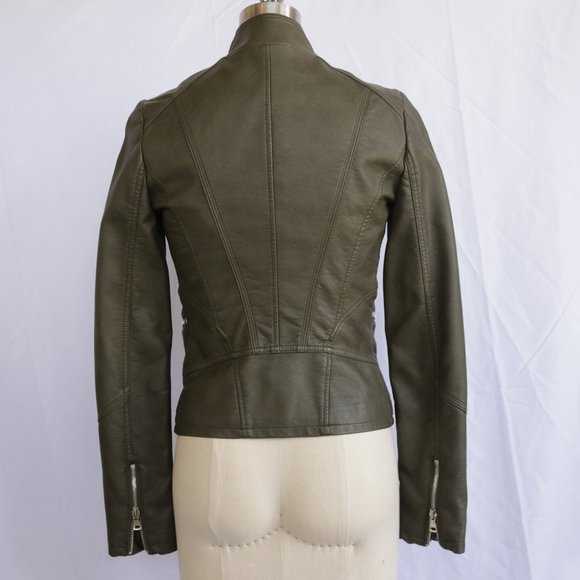 Le Chateau Faux Leather Motorcycle Jacket - NWOT - Picture 6 of 9